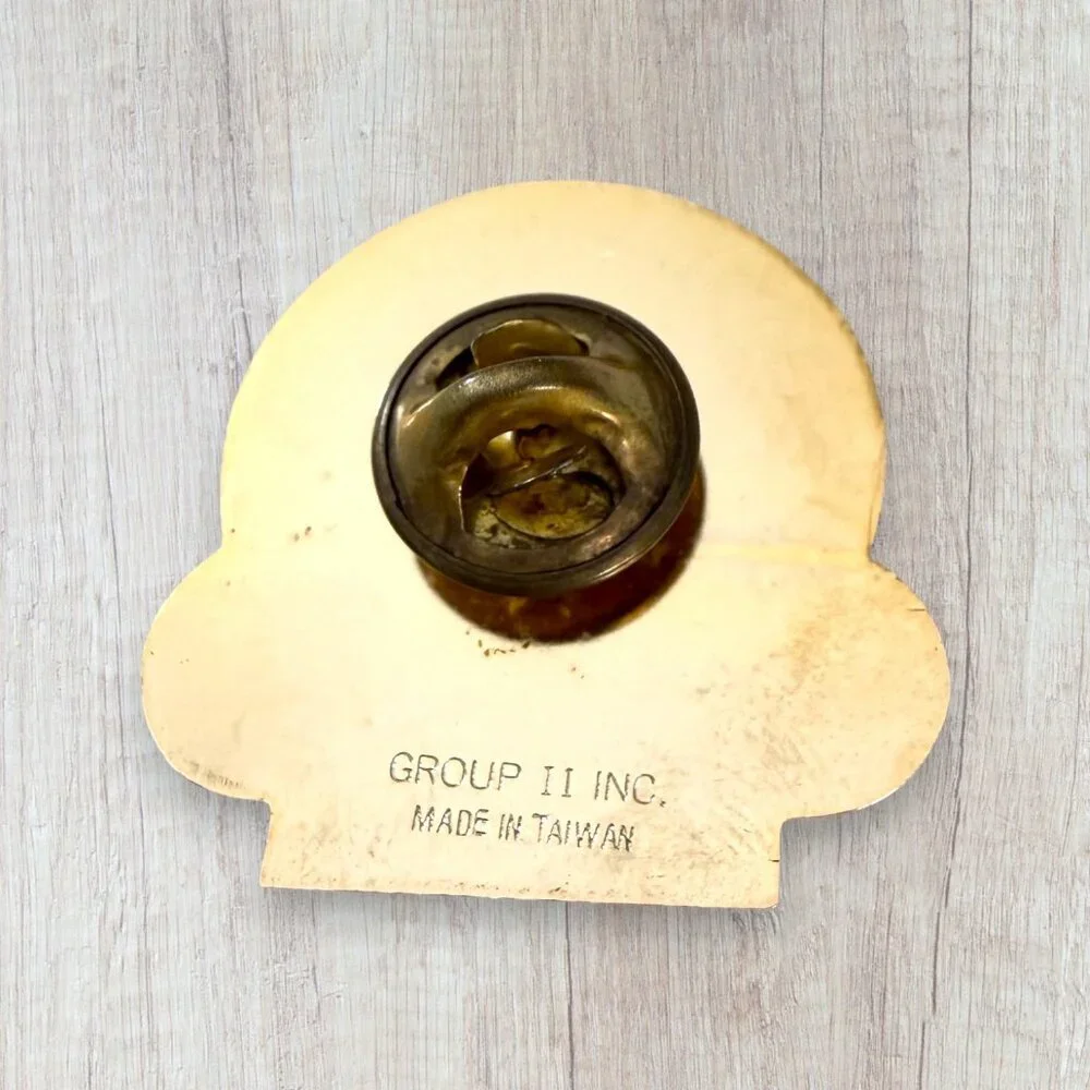 Ronald McDonald Playground Playplace Vintage Enamel Pin Brooch McDonalds 80s